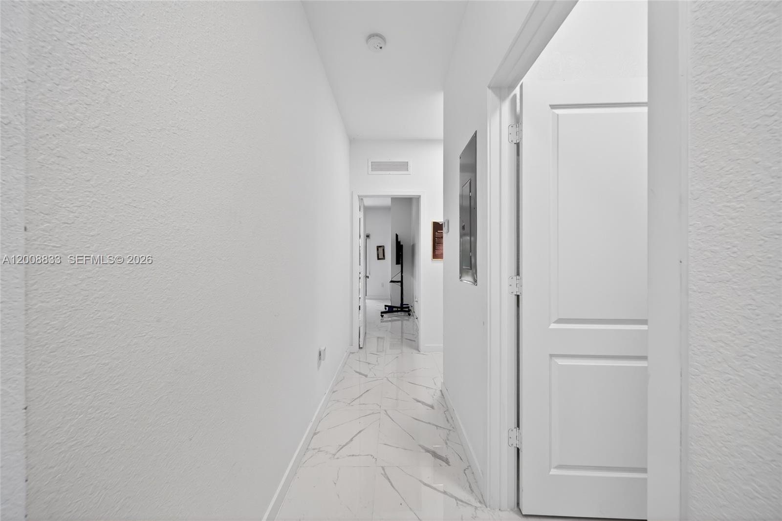 CHRISTIE LAWNS REV - Residential