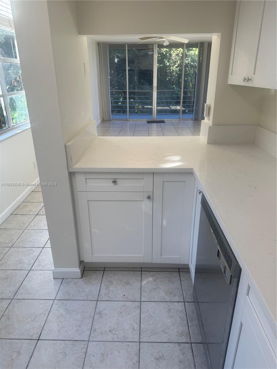 LIVE OAK CONDO SEVEN - Residential Lease