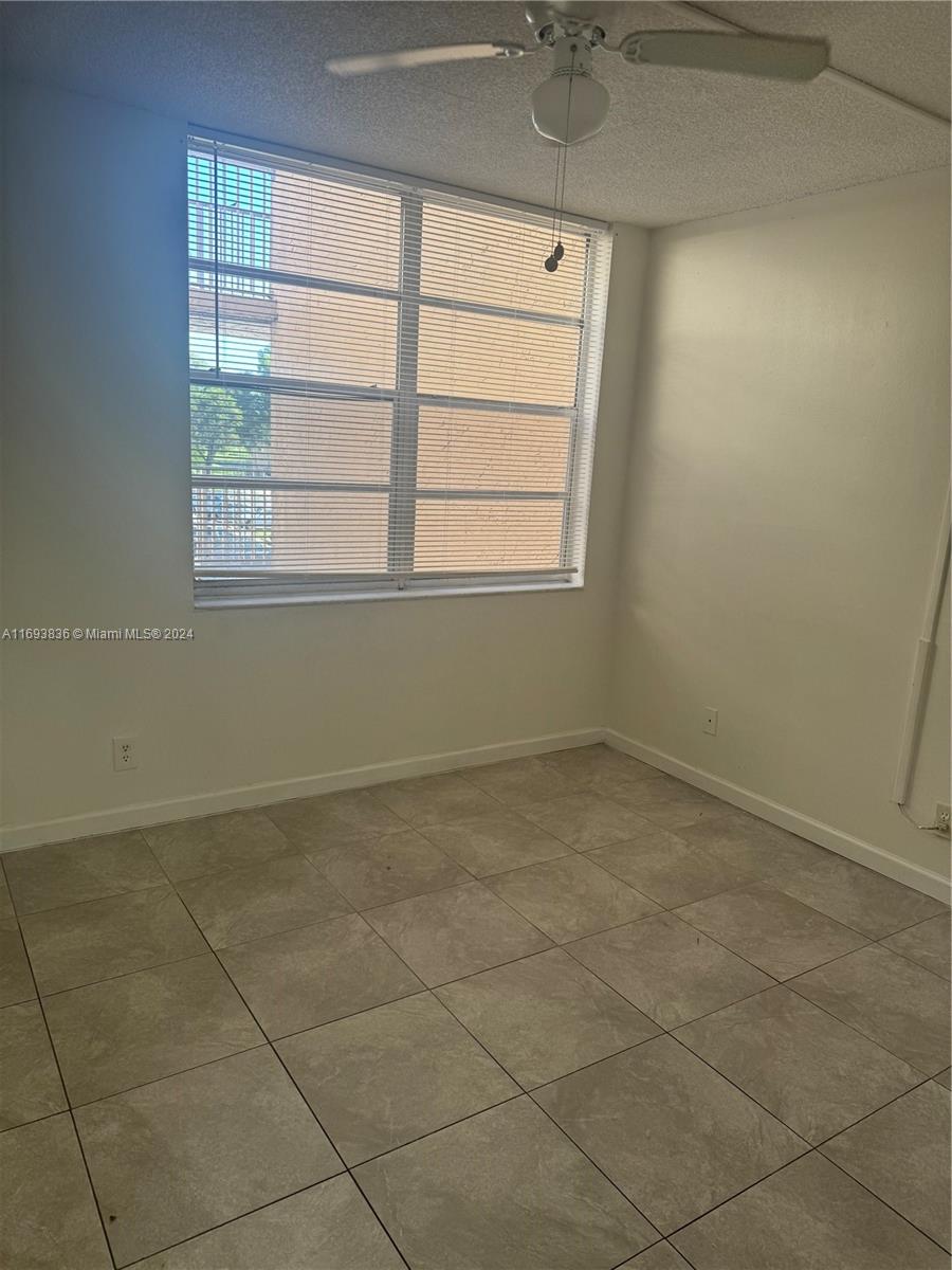 LIVE OAK CONDO SEVEN - Residential Lease