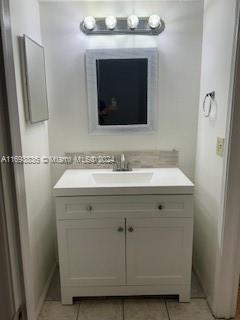 LIVE OAK CONDO SEVEN - Residential Lease
