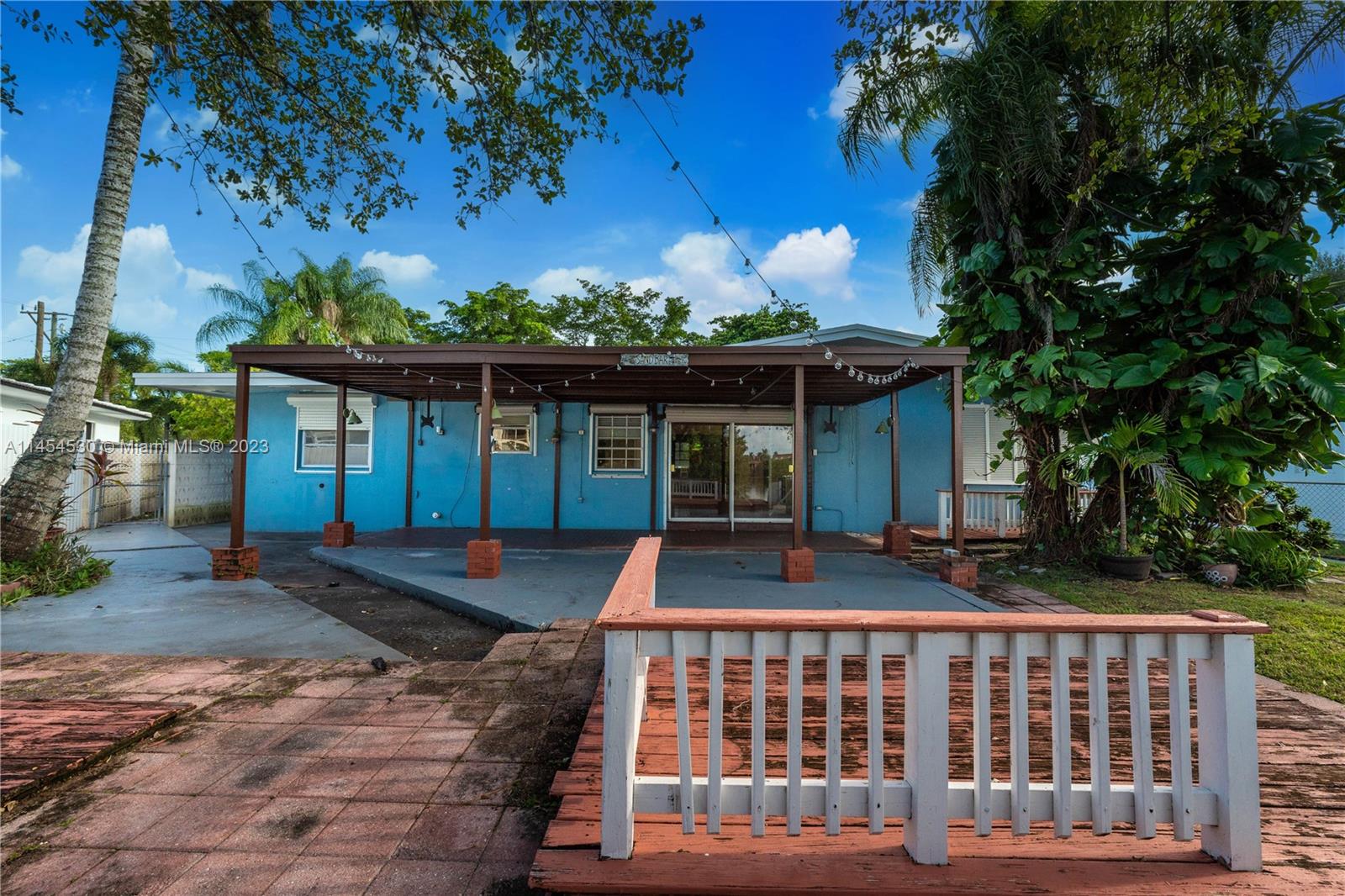 BASS LAKE ESTS-REPLAT OF - Residential