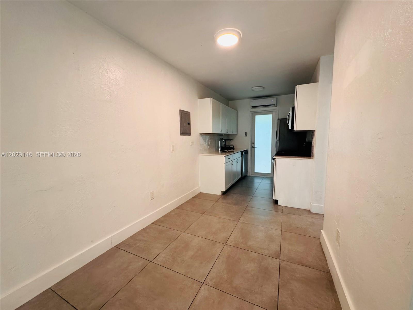 GOLDEN DREAMS CONDO - Residential
