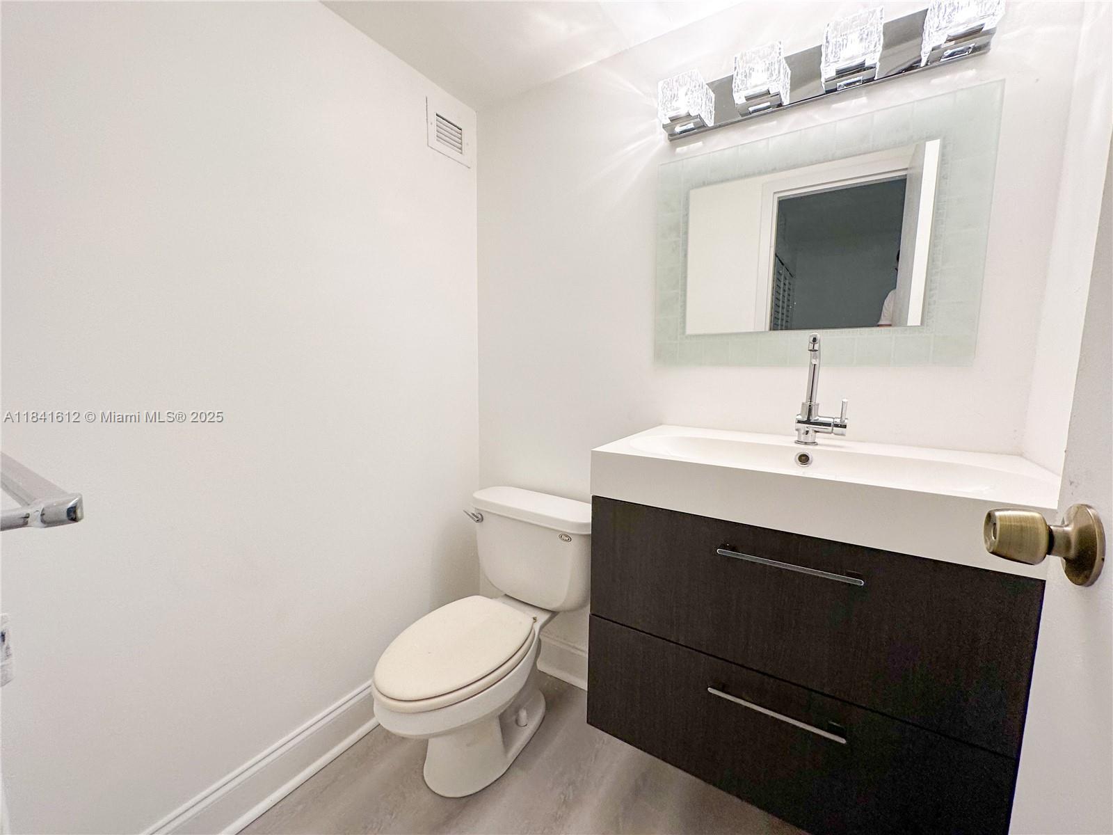 PLAZA OF AMERICAS CONDO - Residential