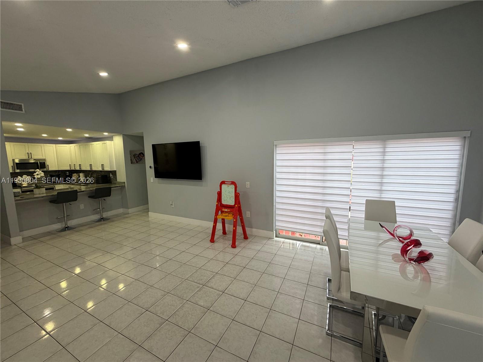 CHANTE-CLARE - Residential