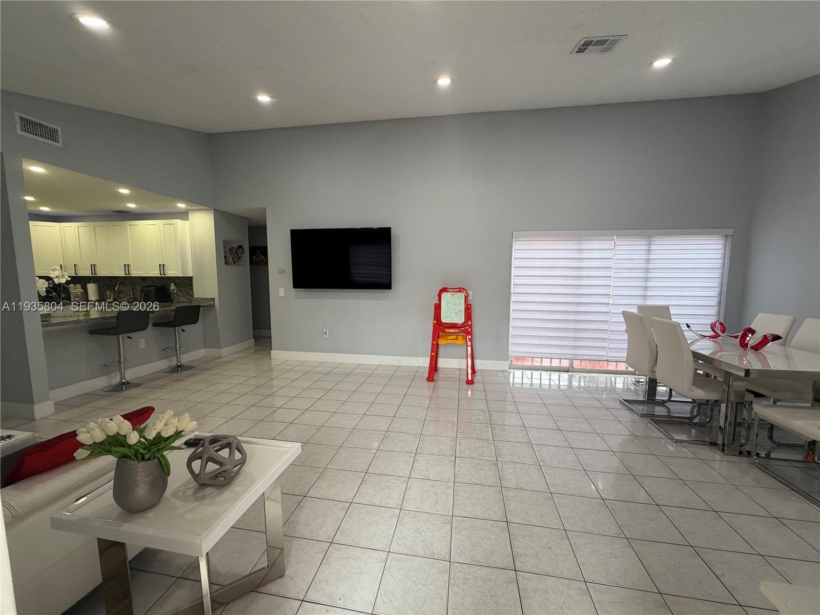 CHANTE-CLARE - Residential
