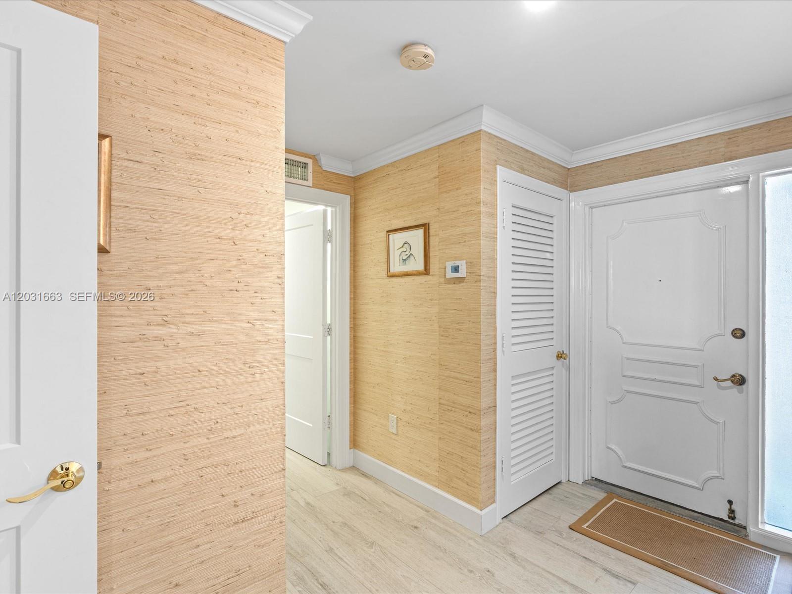 CHATEAU CHEVERNY IBIS ISL - Residential
