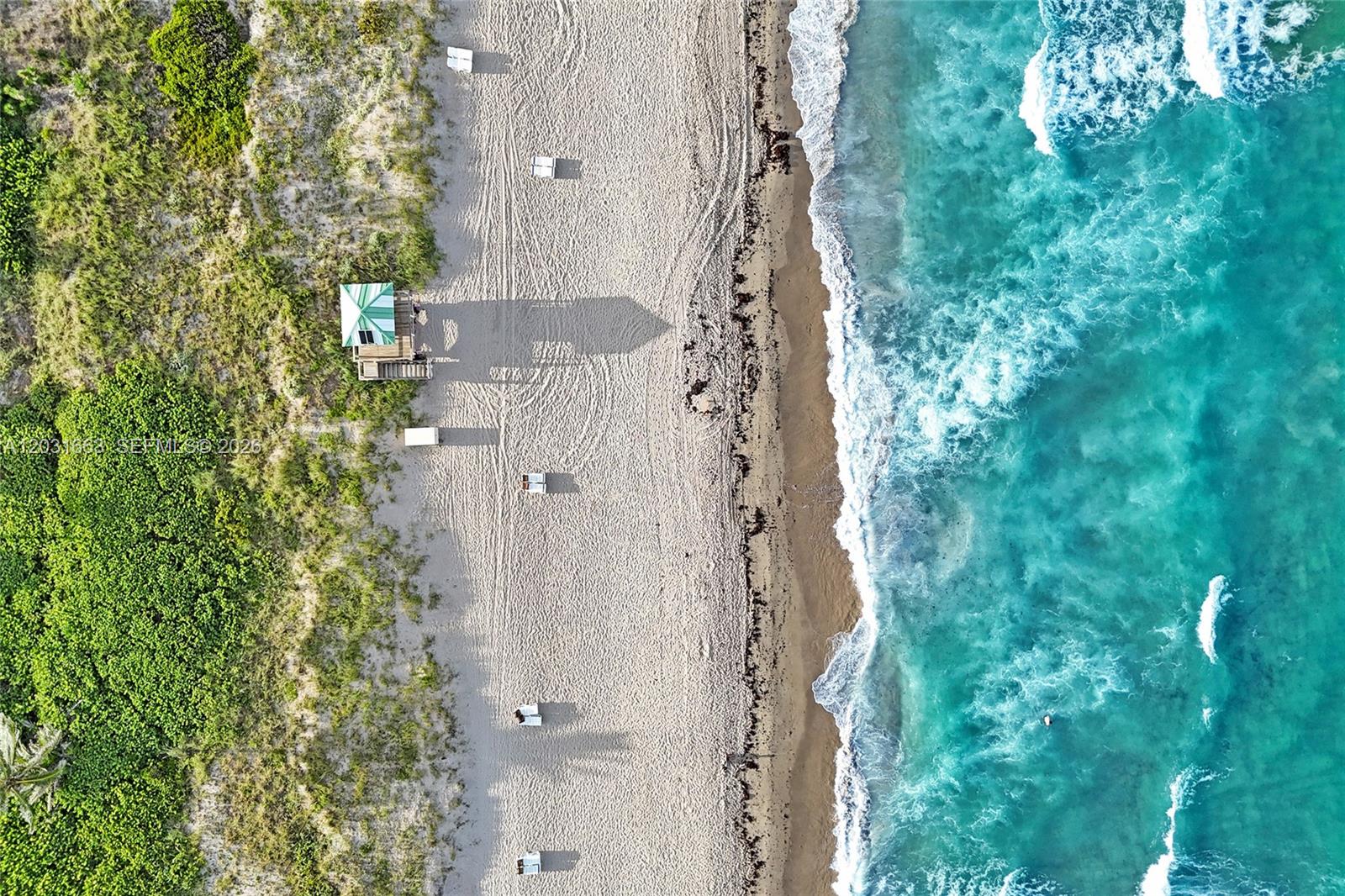 CHATEAU CHEVERNY IBIS ISL - Residential