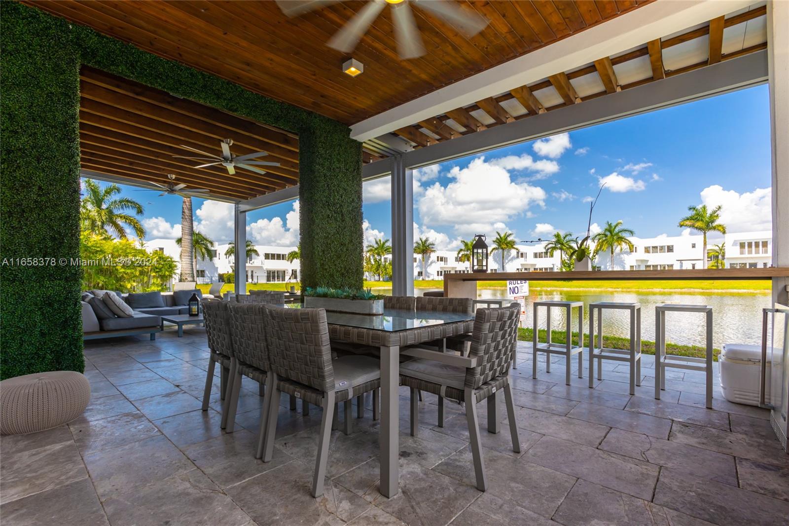 DORAL COMMONS RESIDENTIAL - Residential Lease