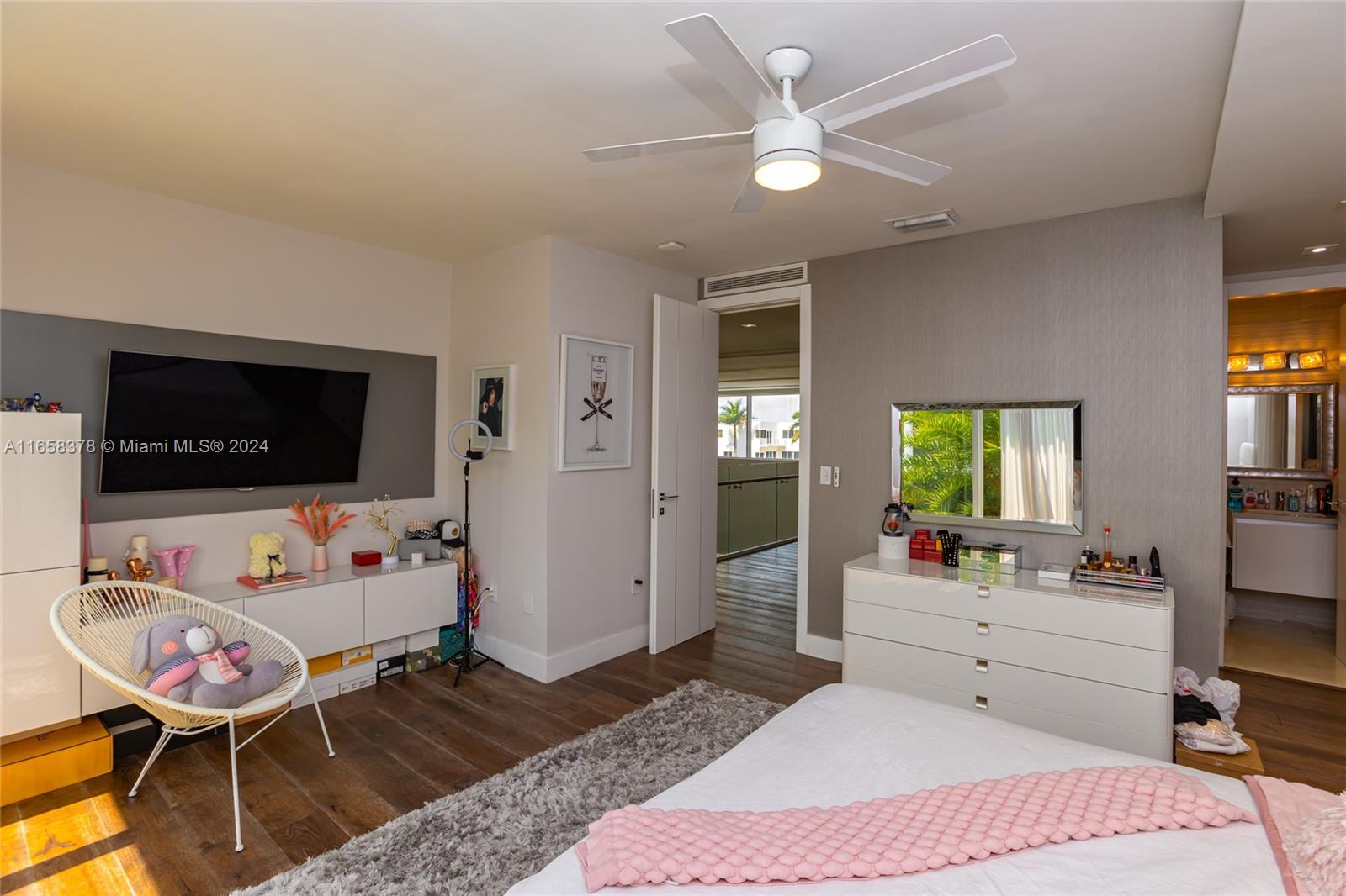 DORAL COMMONS RESIDENTIAL - Residential Lease