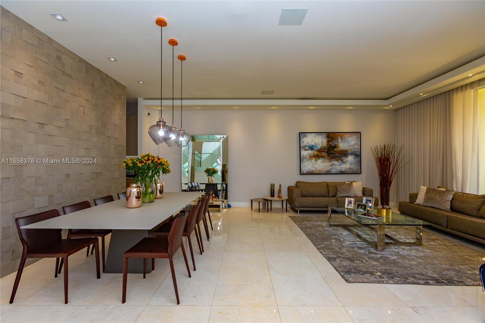 DORAL COMMONS RESIDENTIAL - Residential Lease