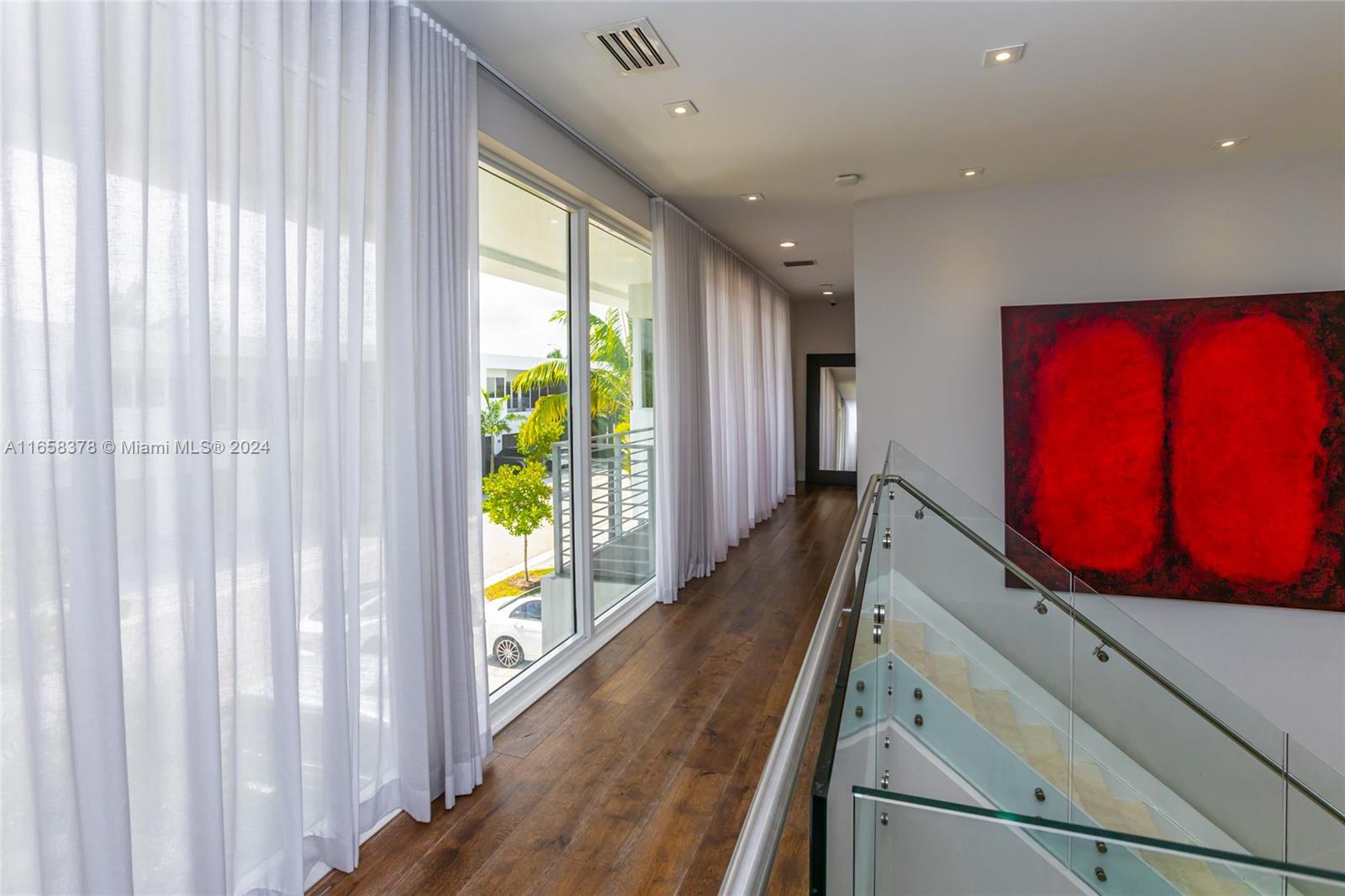 DORAL COMMONS RESIDENTIAL - Residential Lease