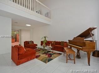 SYMPHONY BAY - Residential