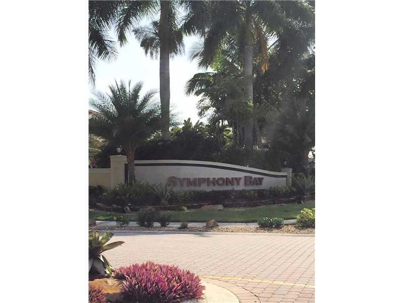 SYMPHONY BAY - Residential