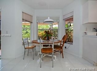 SYMPHONY BAY - Residential