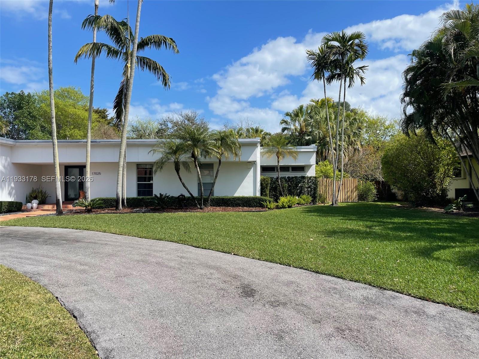 BRIARWOOD ESTATES - Residential