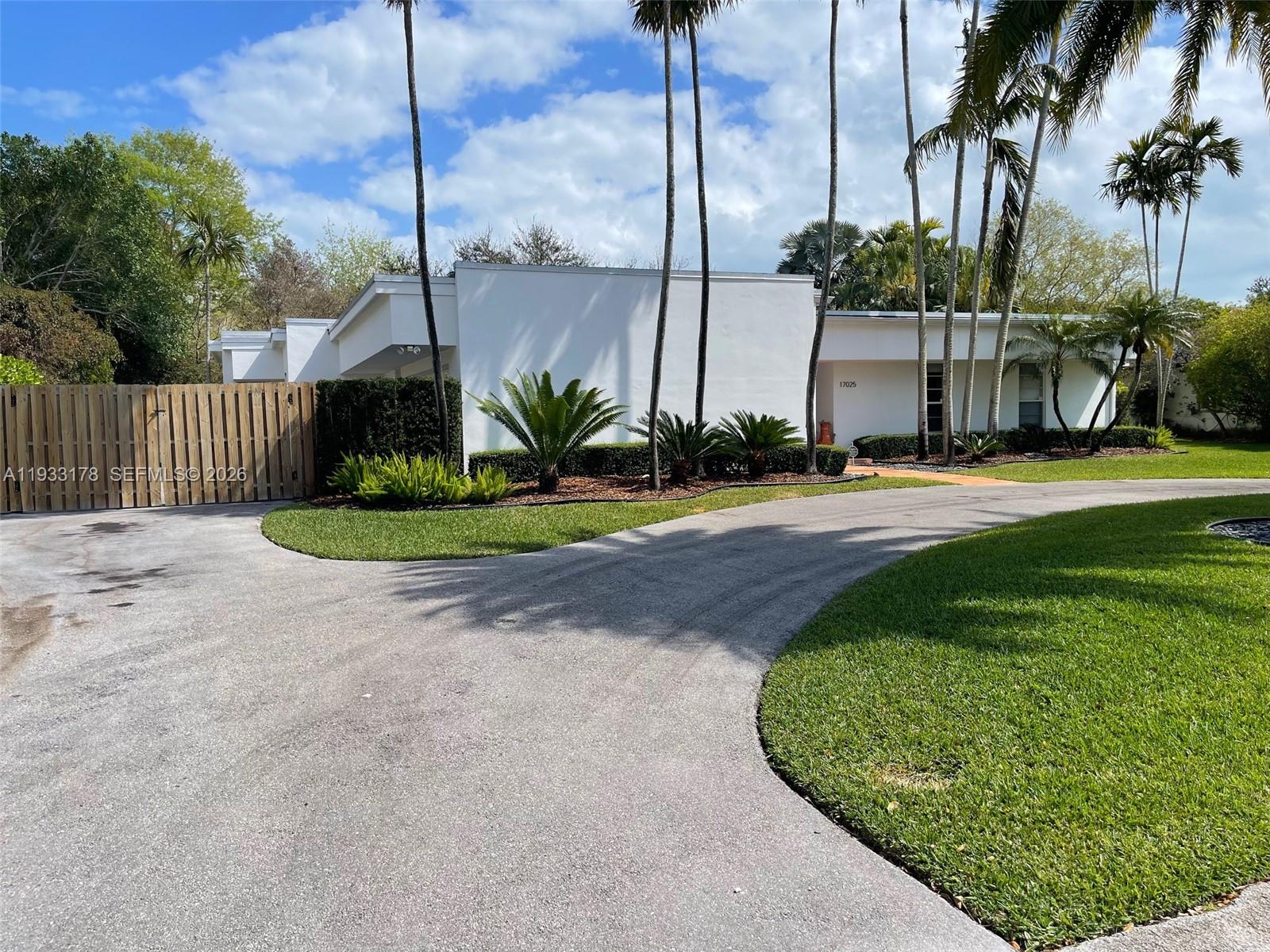 BRIARWOOD ESTATES - Residential