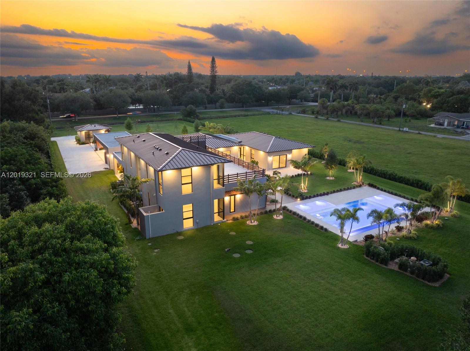 MEADOWVIEW ESTATES - Residential