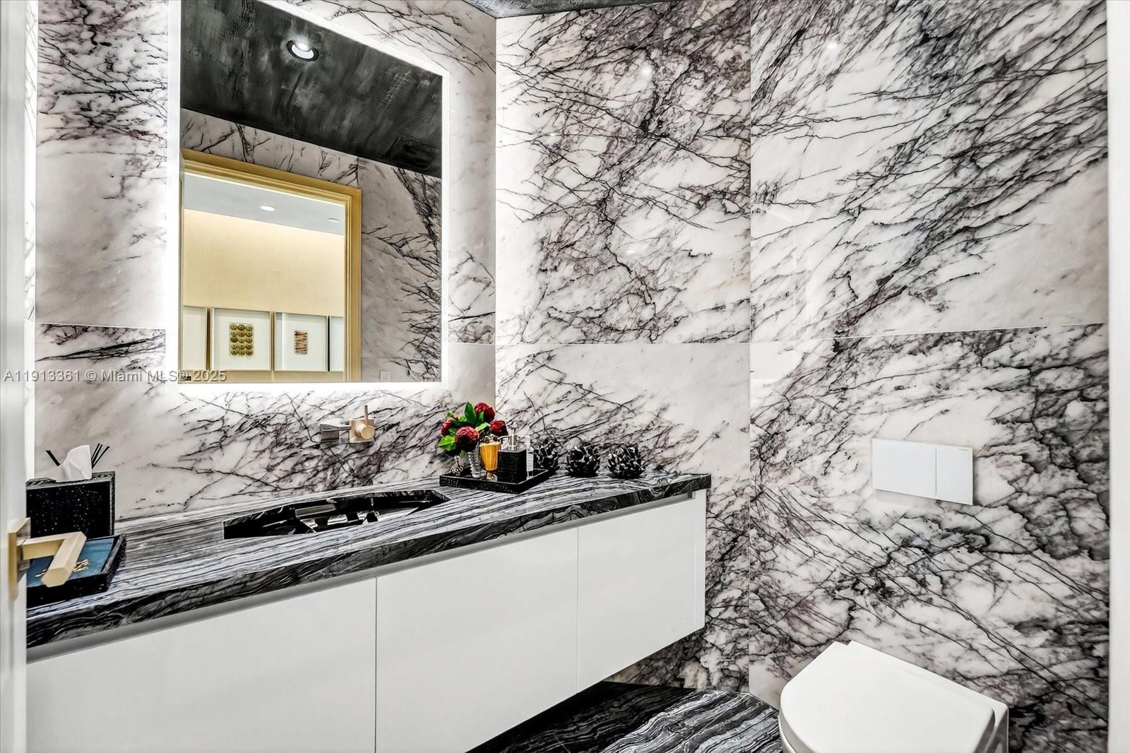 NORTH BISCAYNE BEACH - Residential