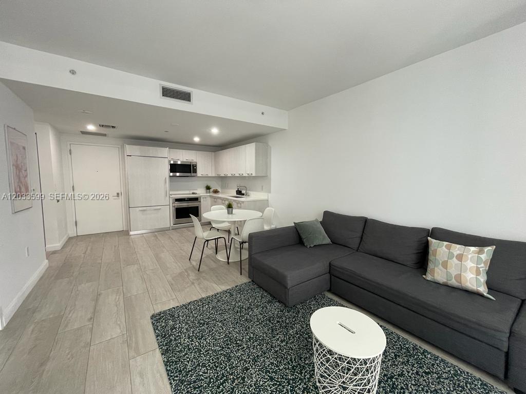 BRICKELL HEIGHTS EAST CON - Residential