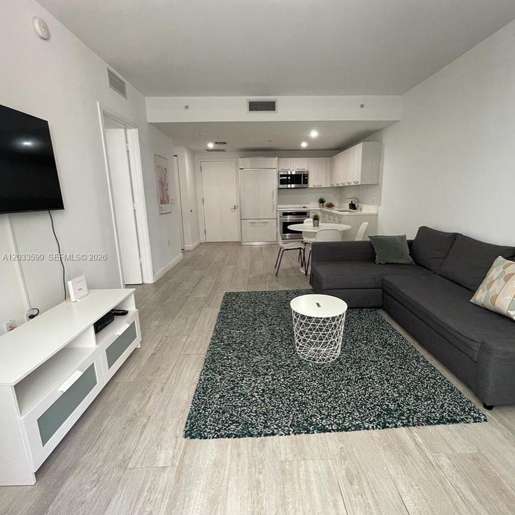 BRICKELL HEIGHTS EAST CON - Residential