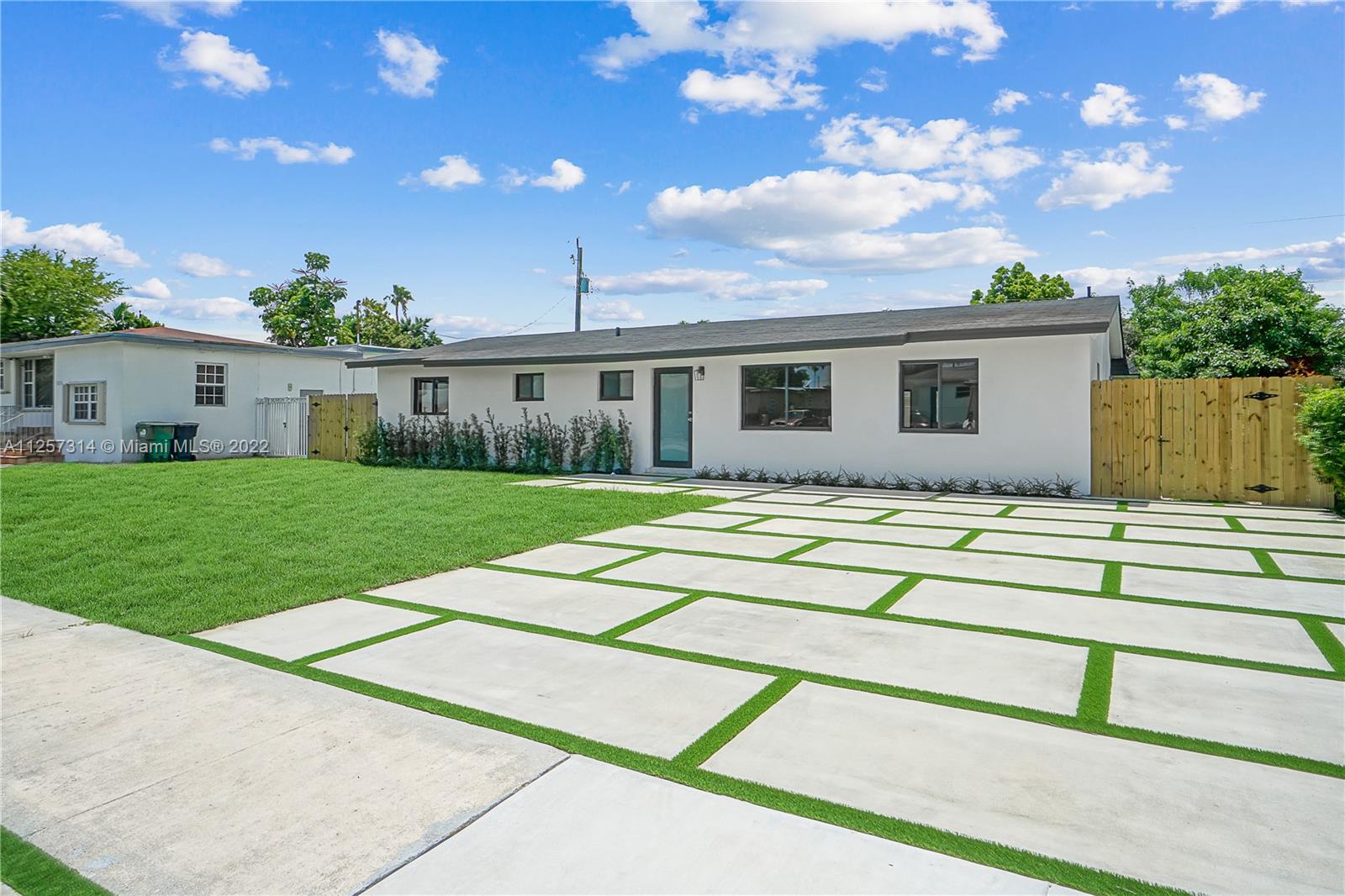 SUN VALLEY ESTATES 1ST AD - Residential