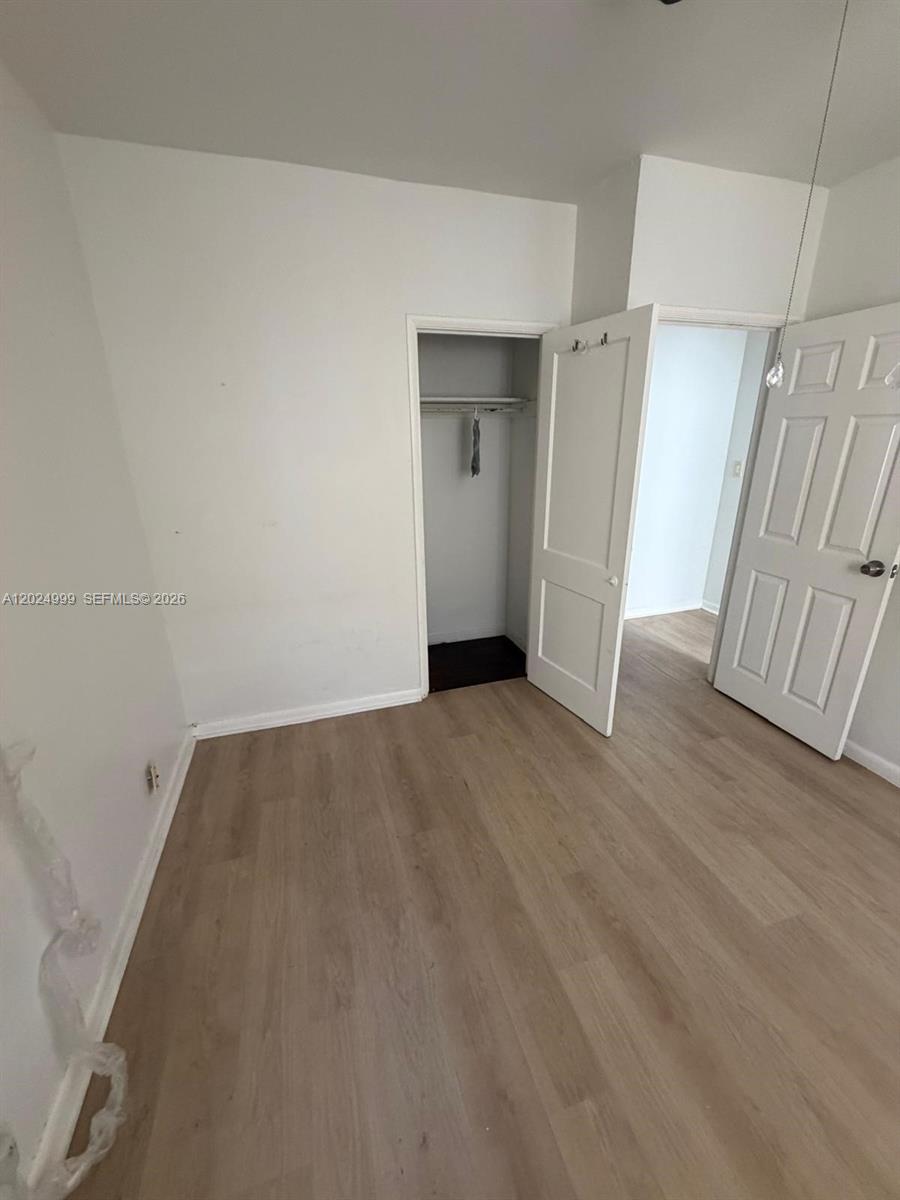 HOLLYWOOD BEACH - Residential Lease
