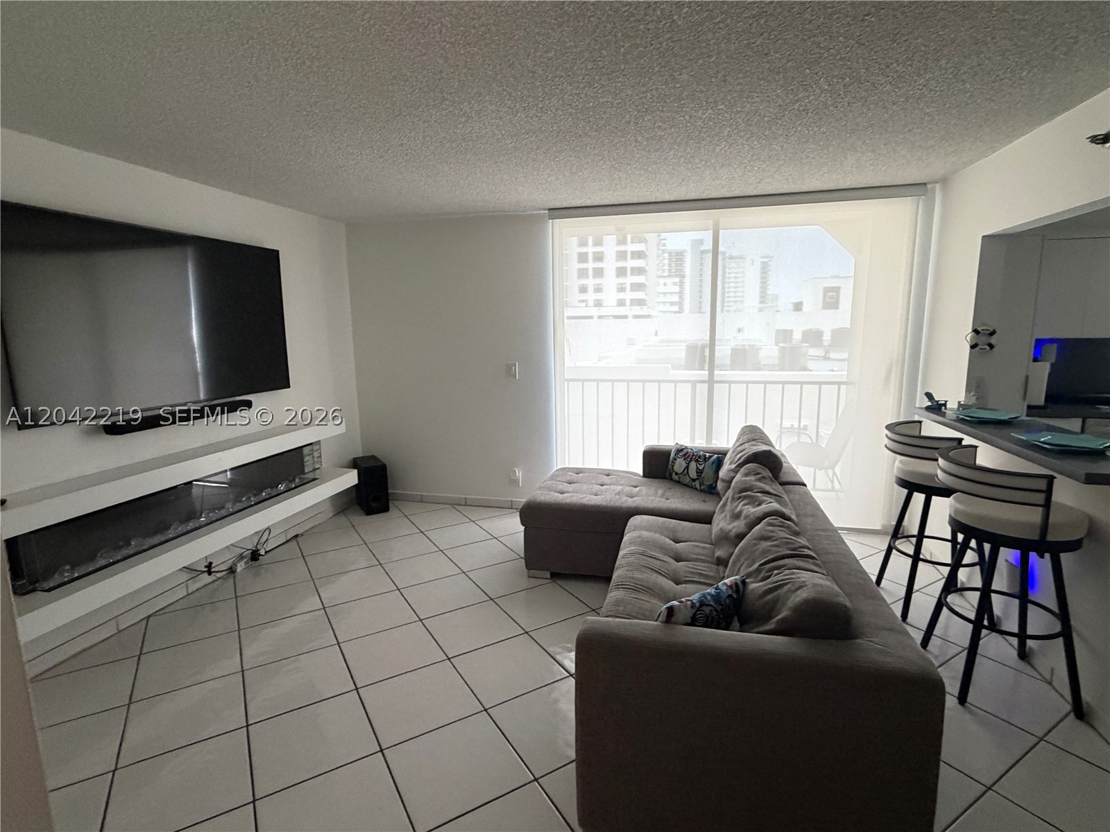 OCEANFRONT PLAZA CONDO - Residential Lease