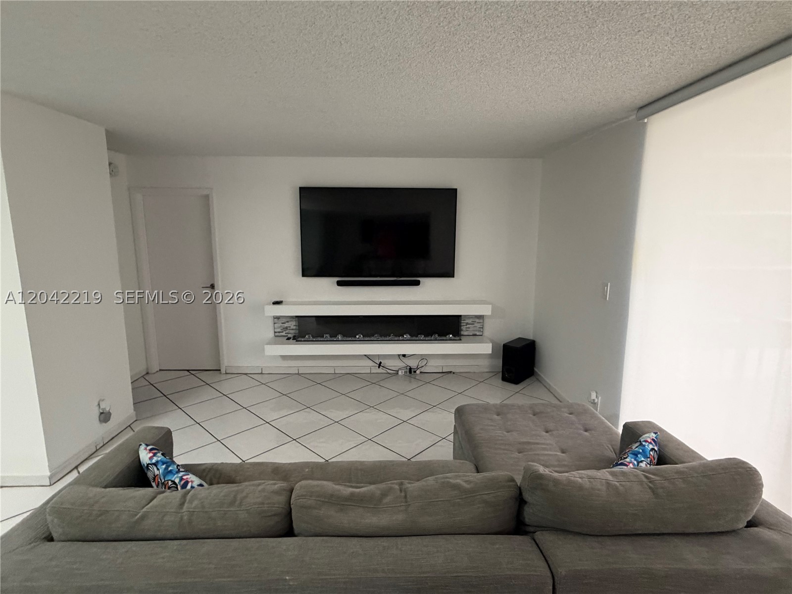 OCEANFRONT PLAZA CONDO - Residential Lease