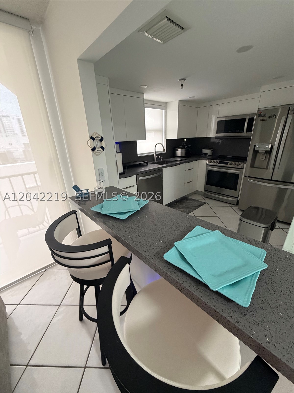 OCEANFRONT PLAZA CONDO - Residential Lease