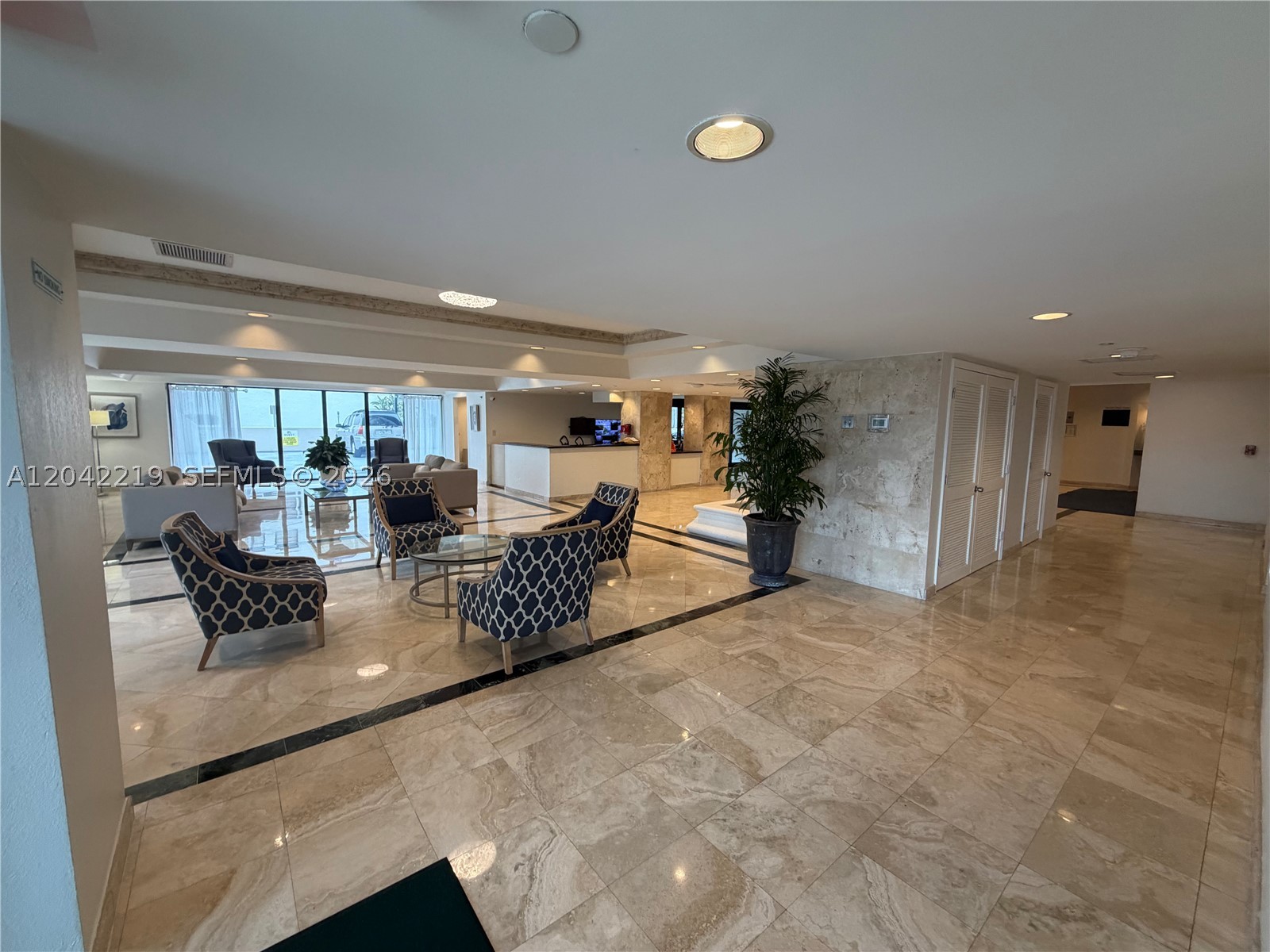OCEANFRONT PLAZA CONDO - Residential Lease