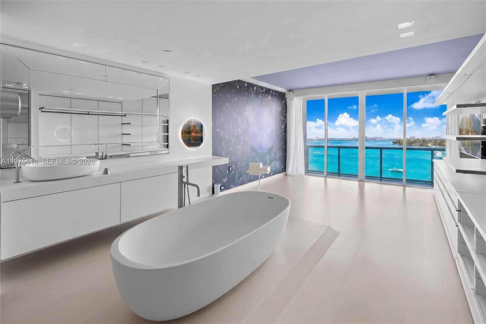 THE GRAND VENETIAN CONDO - Residential