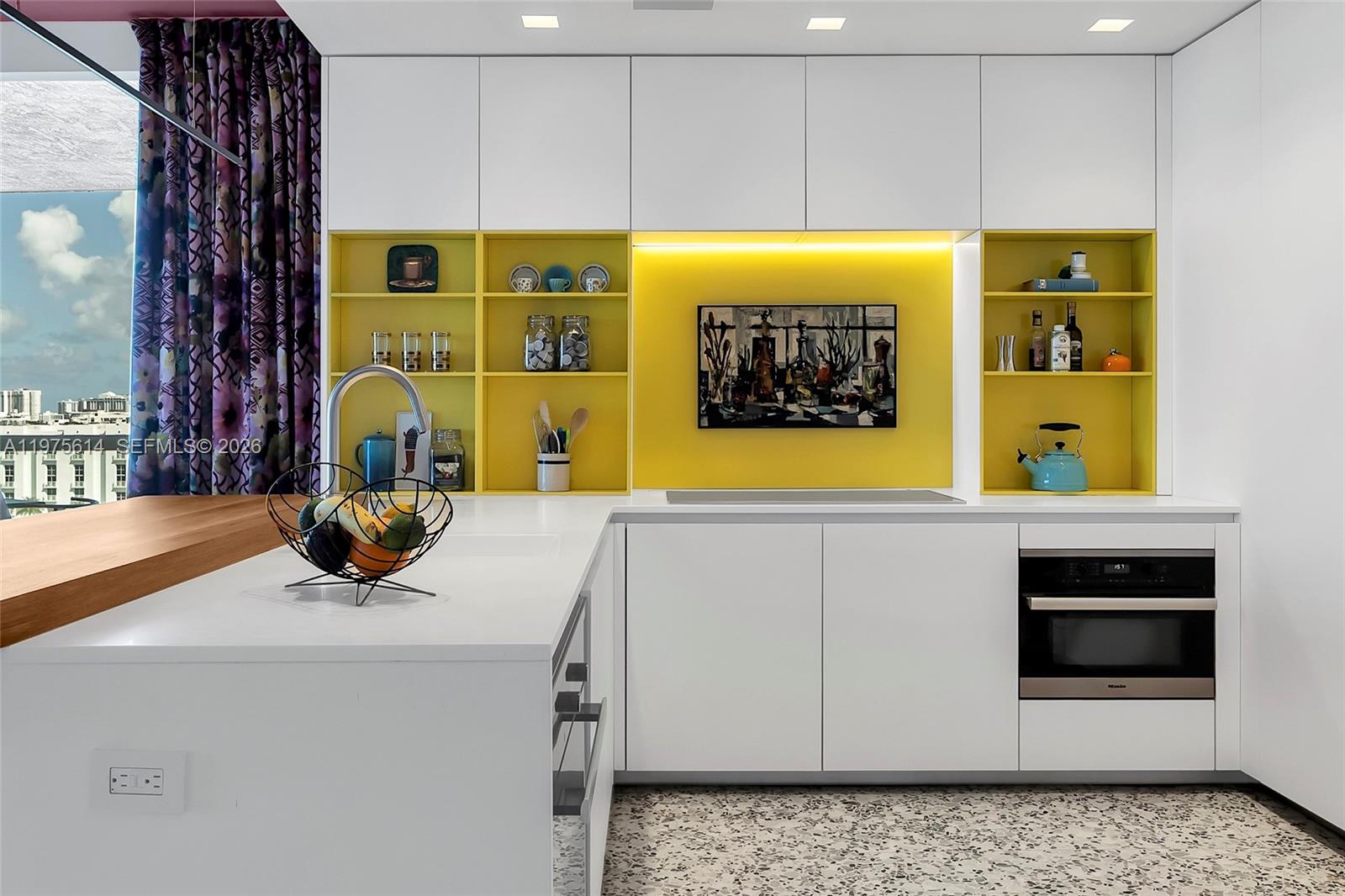 THE GRAND VENETIAN CONDO - Residential