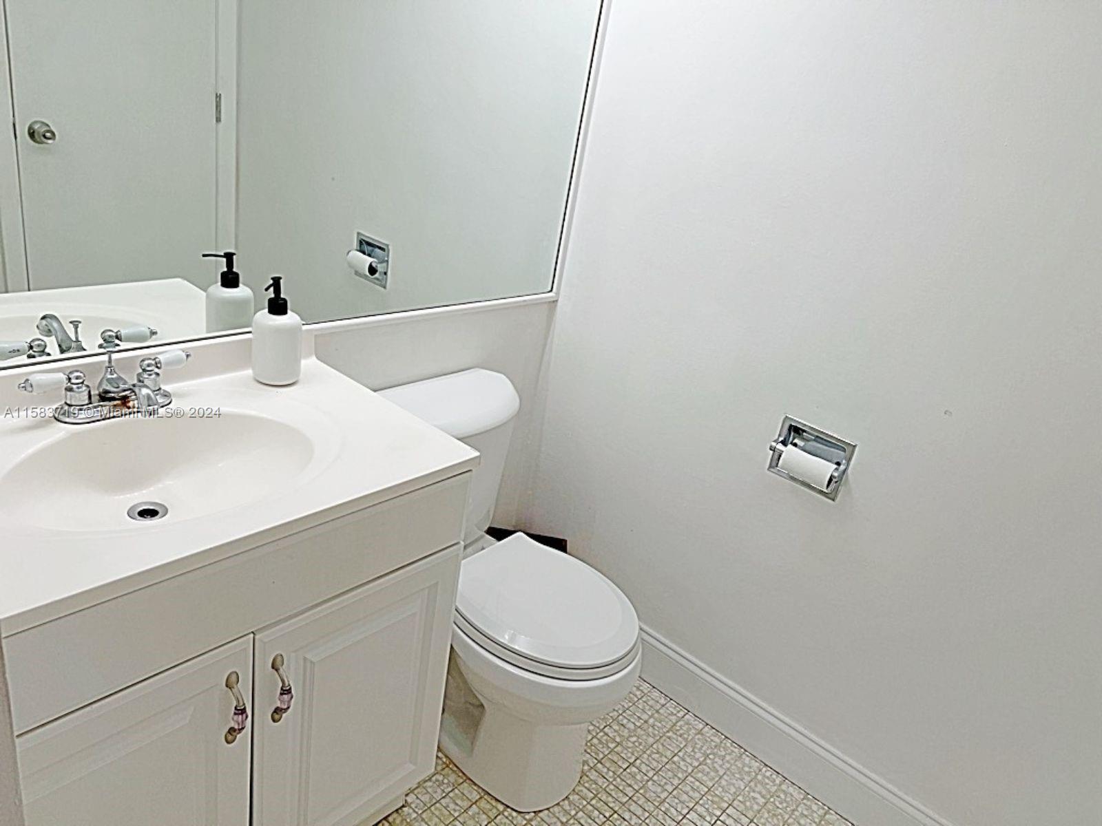 ENSENADA CONDO BLDG E-II - Residential Lease