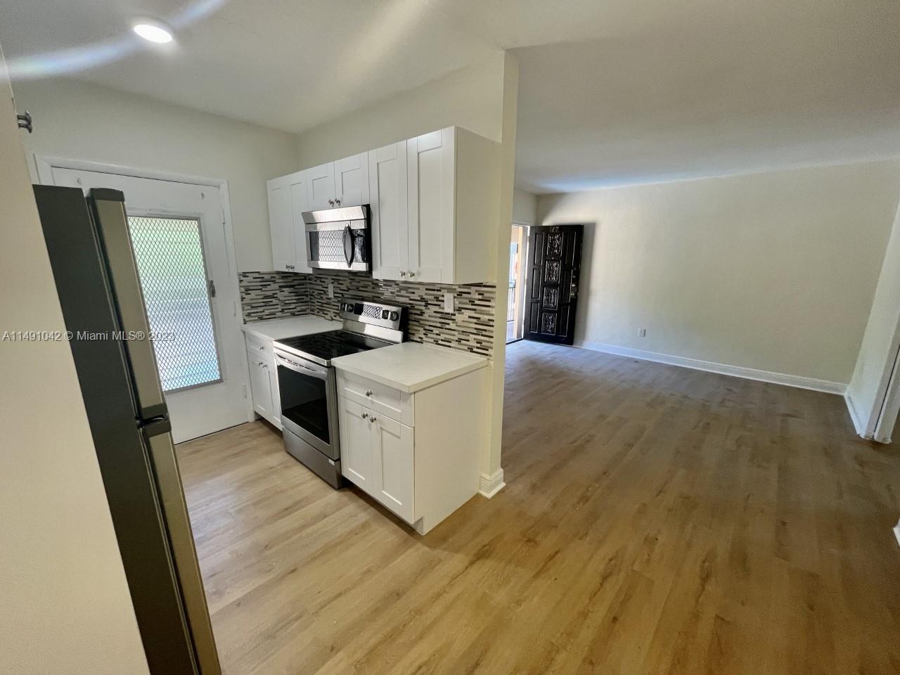 C GAB DOUGLAS SEC - Residential Lease