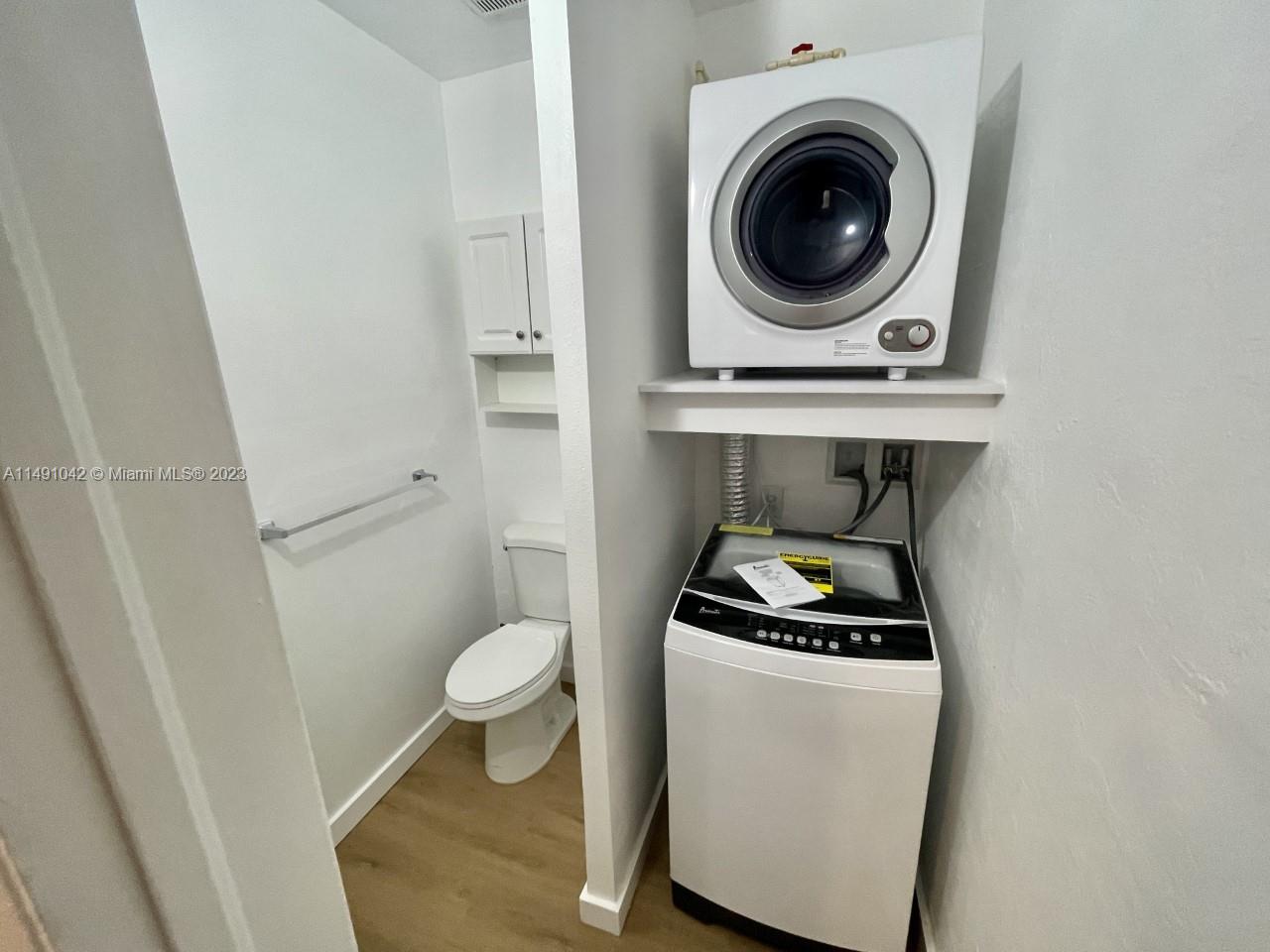 C GAB DOUGLAS SEC - Residential Lease
