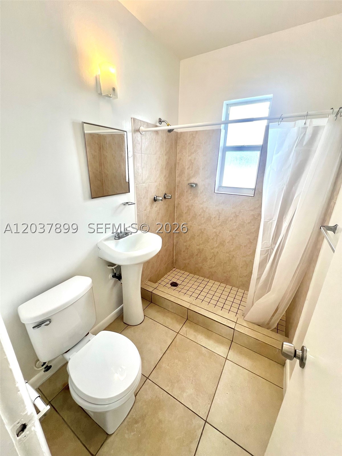 BISCAYNE HEIGHTS - Residential Lease