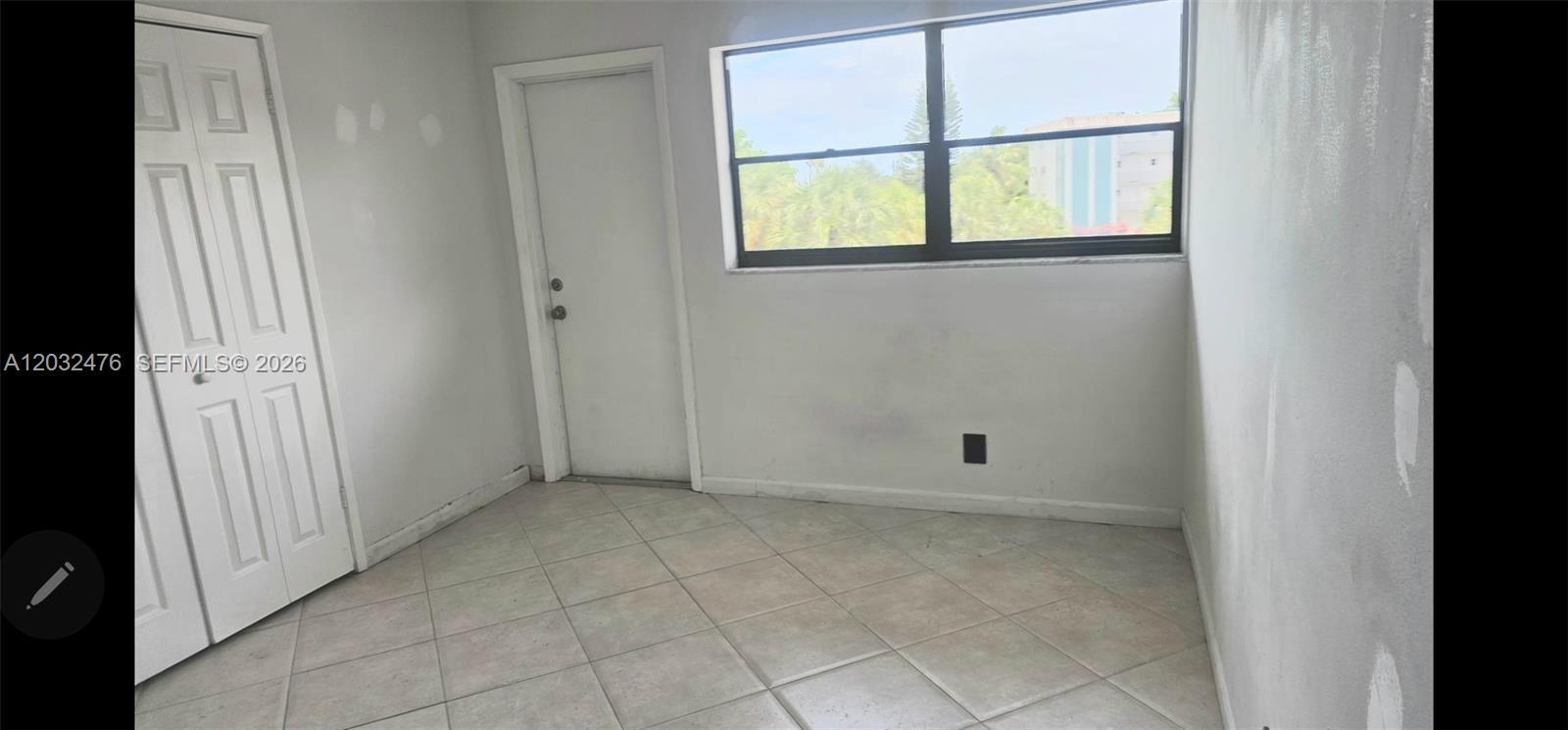WINCAST ARMS NORTH CONDO - Residential