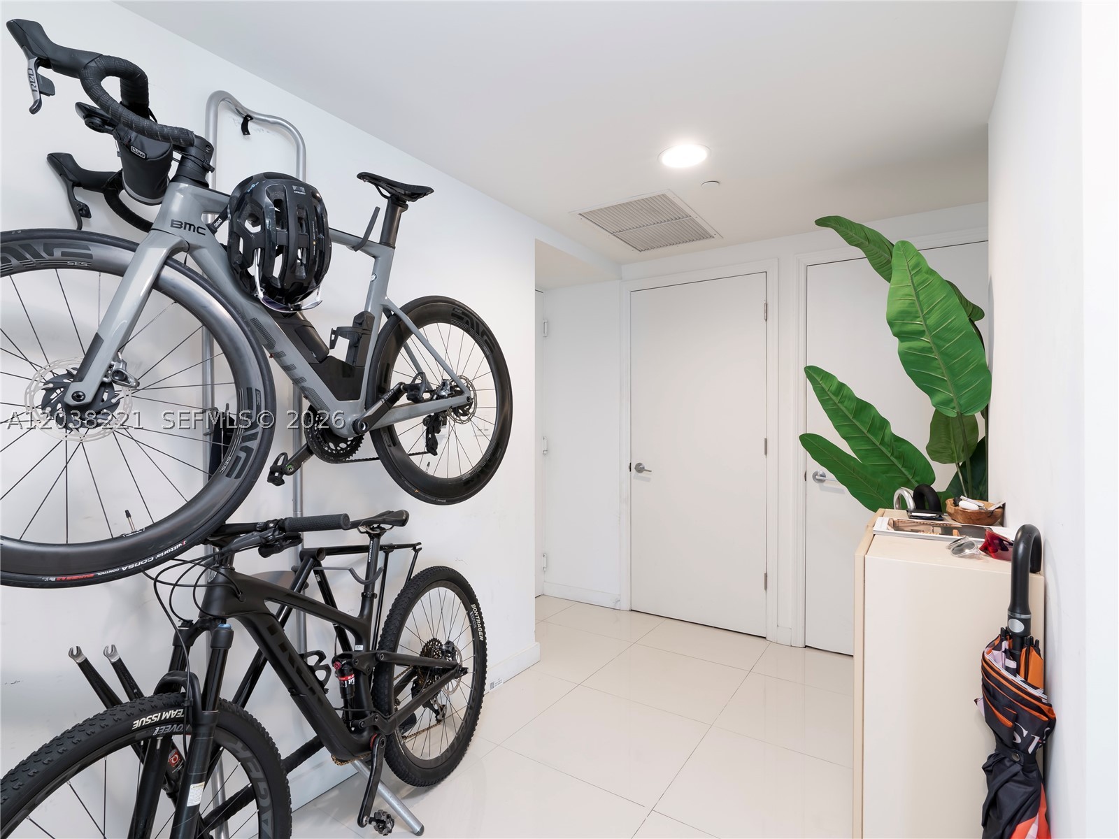 500 BRICKELL EAST CONDO - Residential Lease