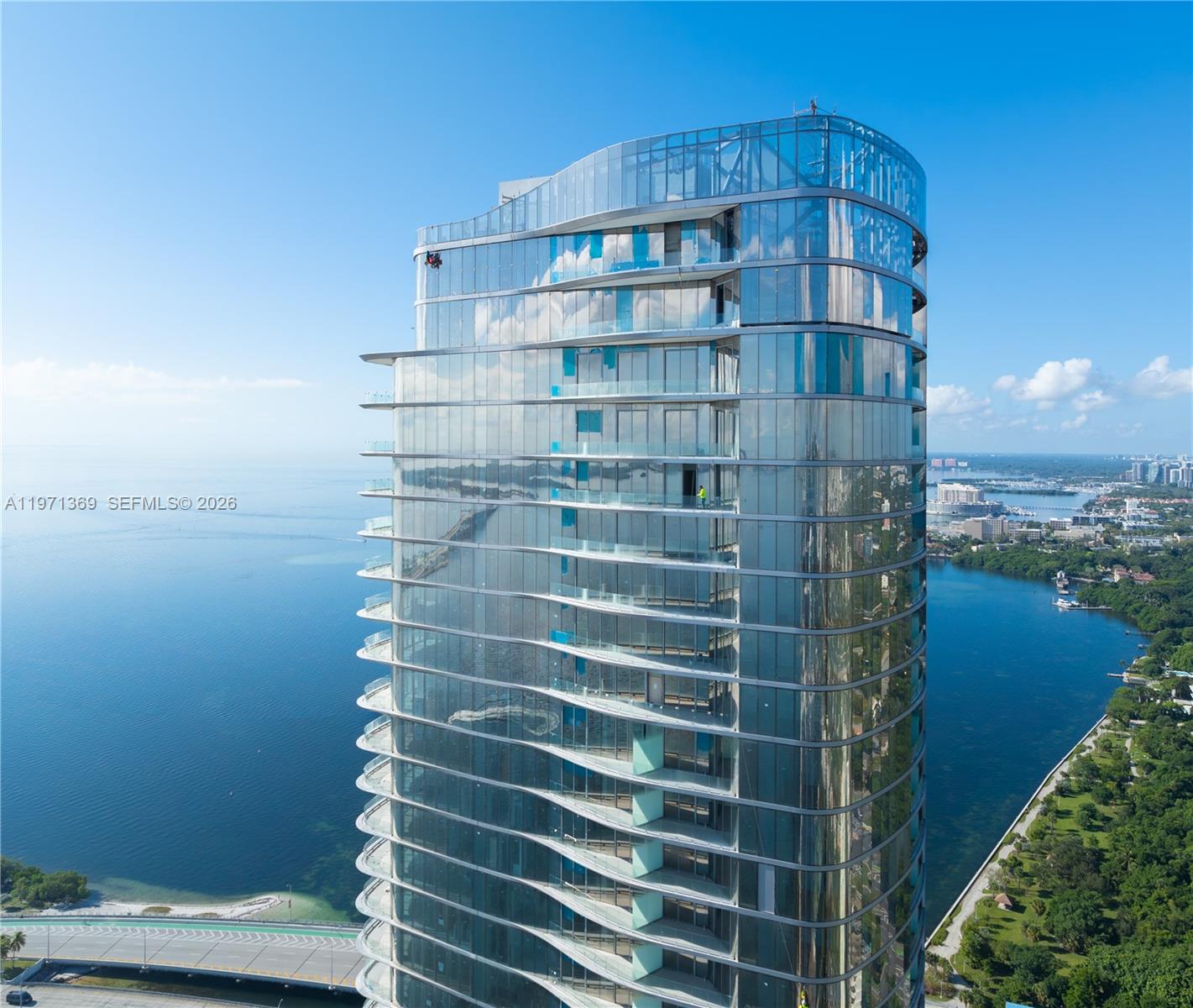 UNA RESIDENCES - Residential