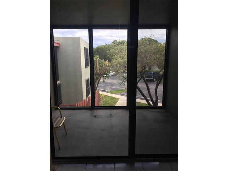 LAKE POINTE #8 CONDO - Residential Lease