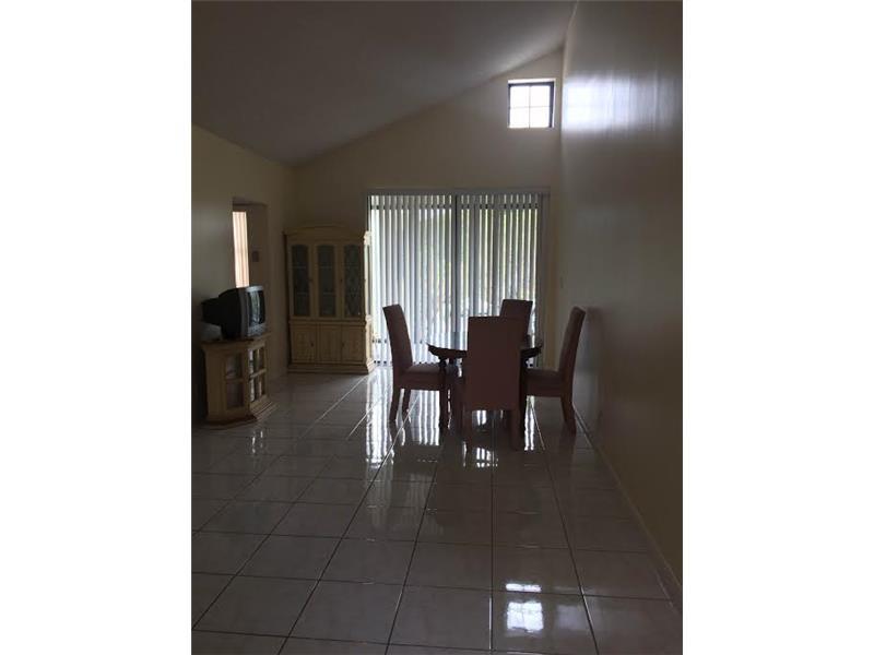 LAKE POINTE #8 CONDO - Residential Lease
