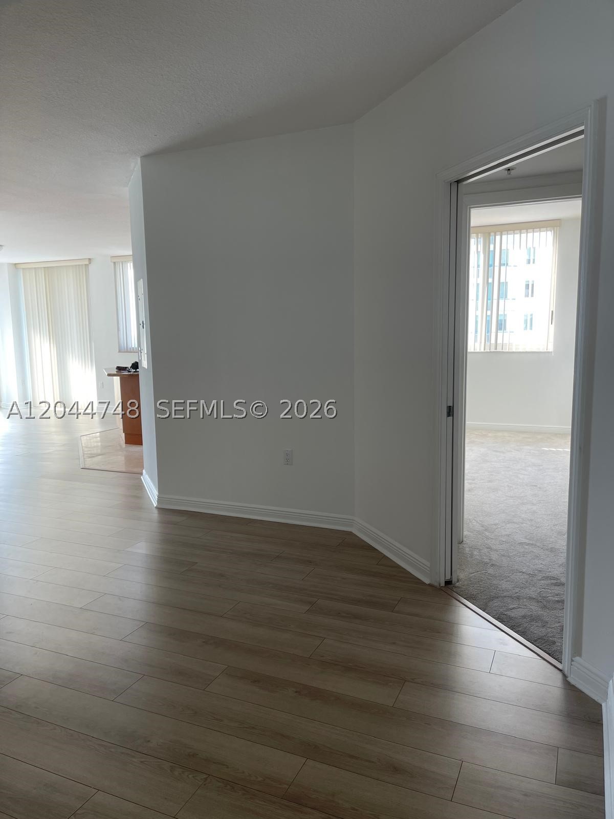 DUO COMDOMINIUM EAST - Residential Lease