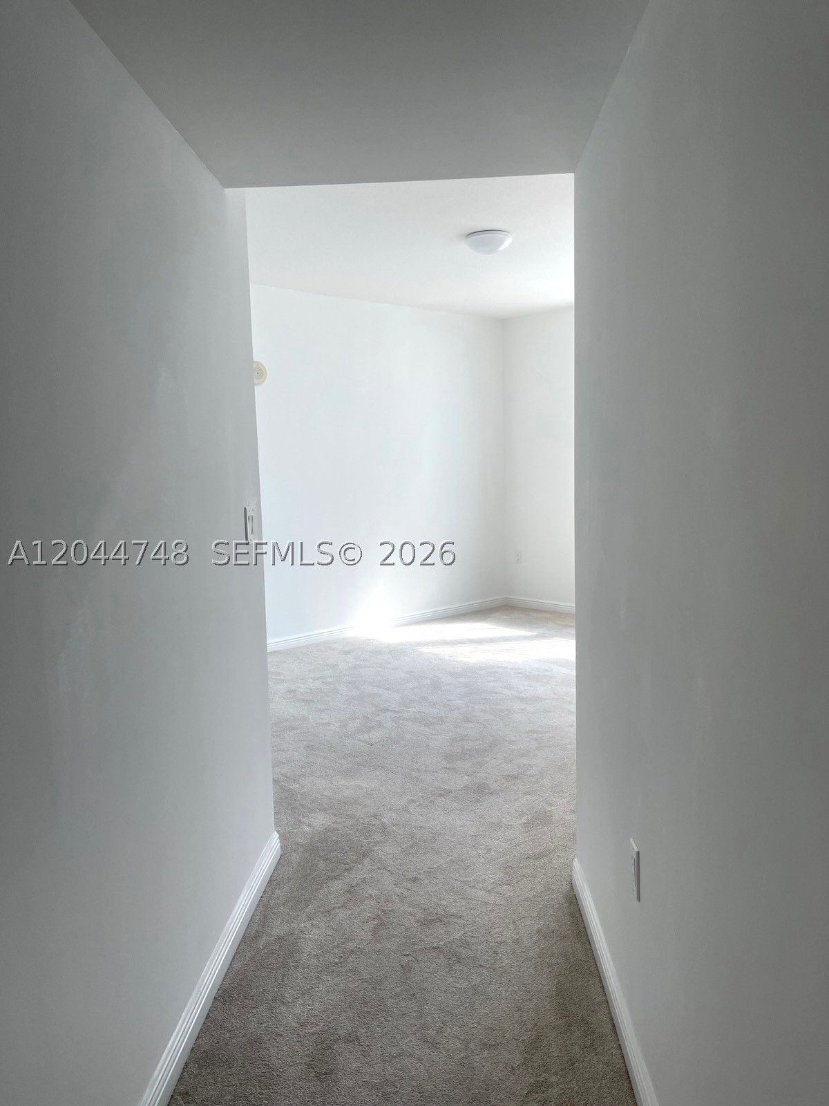 DUO COMDOMINIUM EAST - Residential Lease