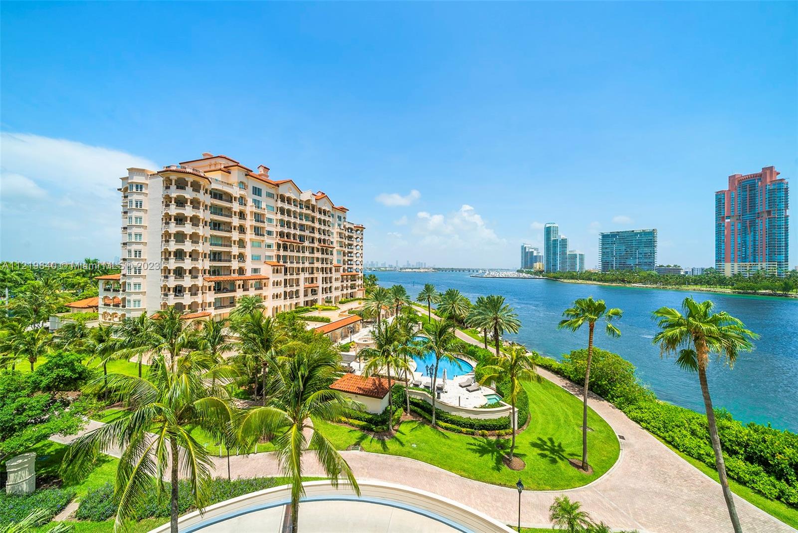 OCEANSIDE @ FISHER ISL CO - Residential