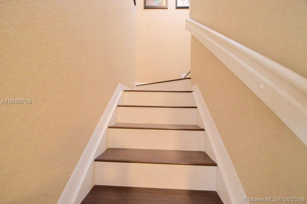 Lakes By The Bay Jay - Residential Lease