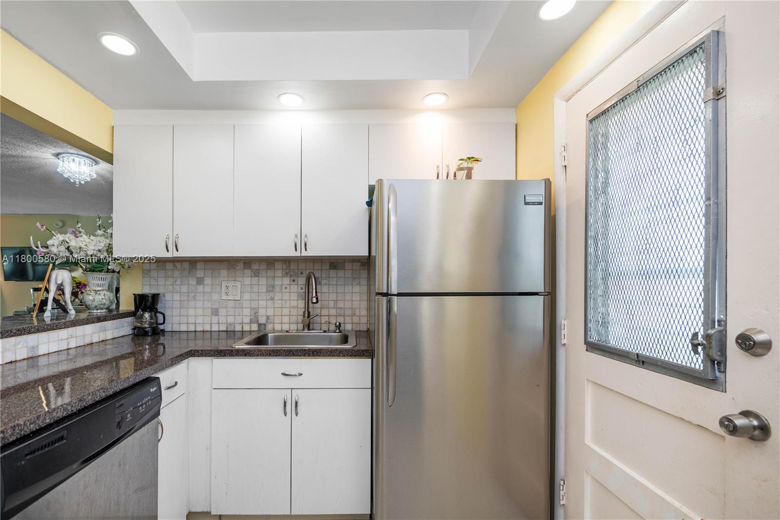 POINT EAST ONE CONDO-BLDG - Residential Lease