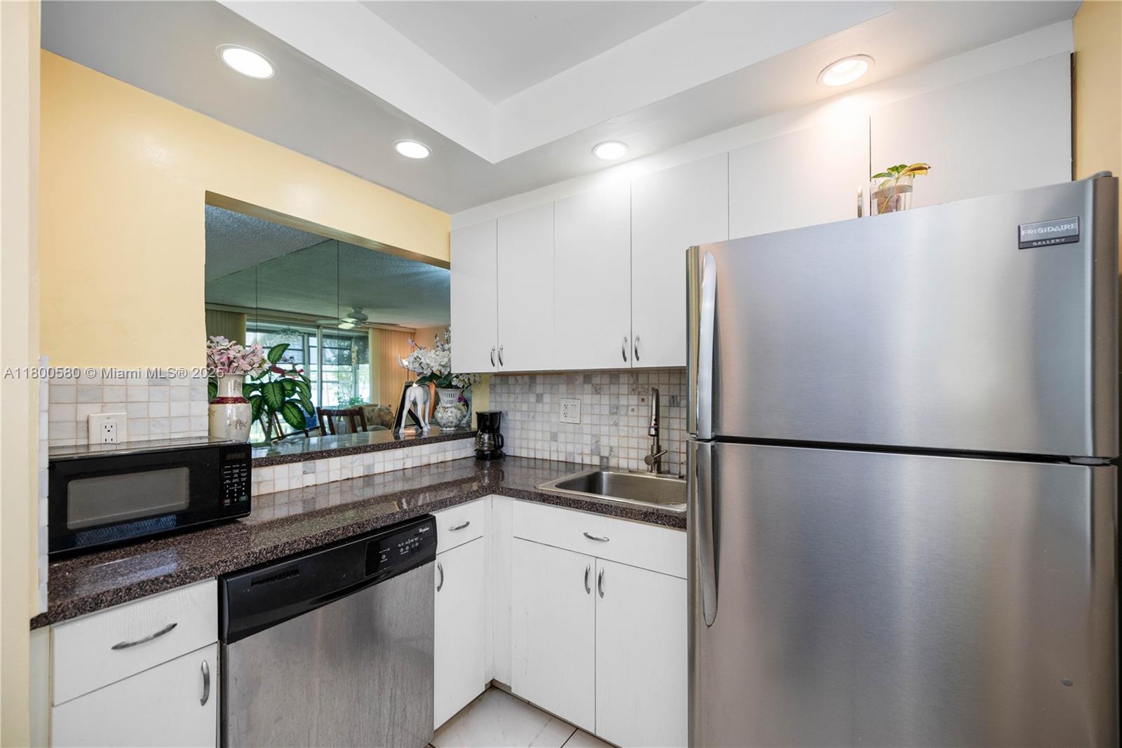 POINT EAST ONE CONDO-BLDG - Residential Lease