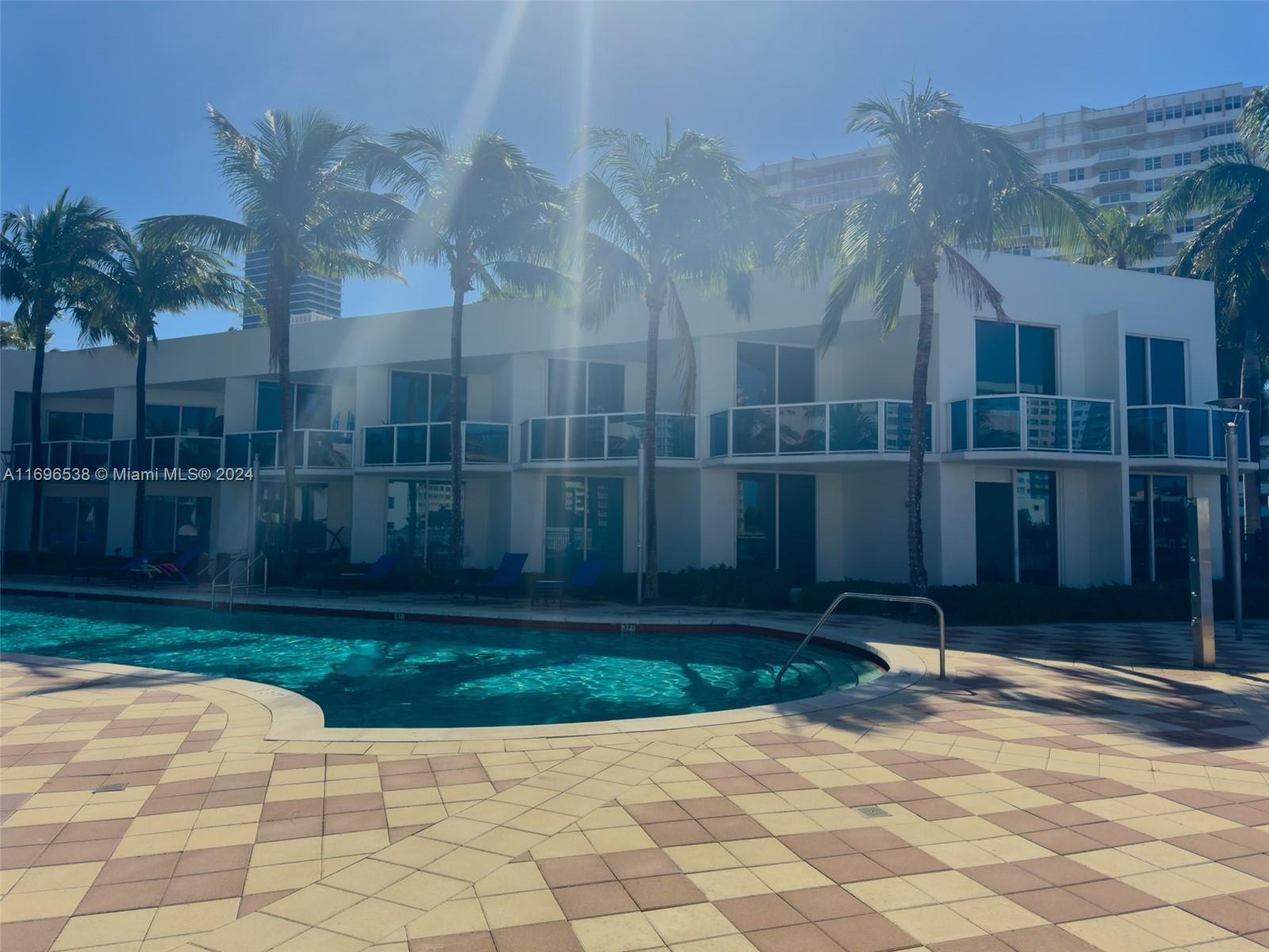 OCEAN MARINE YACHT CLUB C - Residential