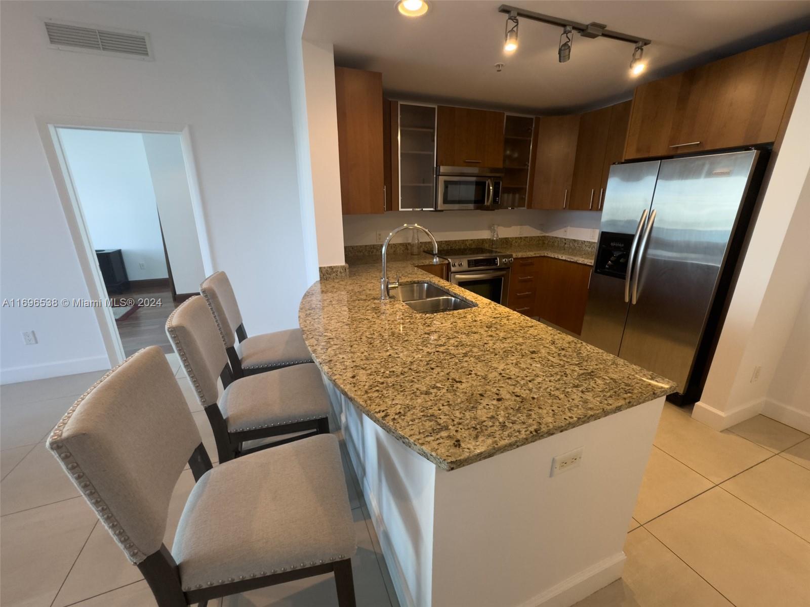 OCEAN MARINE YACHT CLUB C - Residential