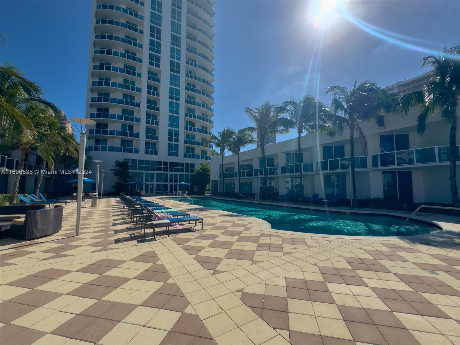 OCEAN MARINE YACHT CLUB C - Residential